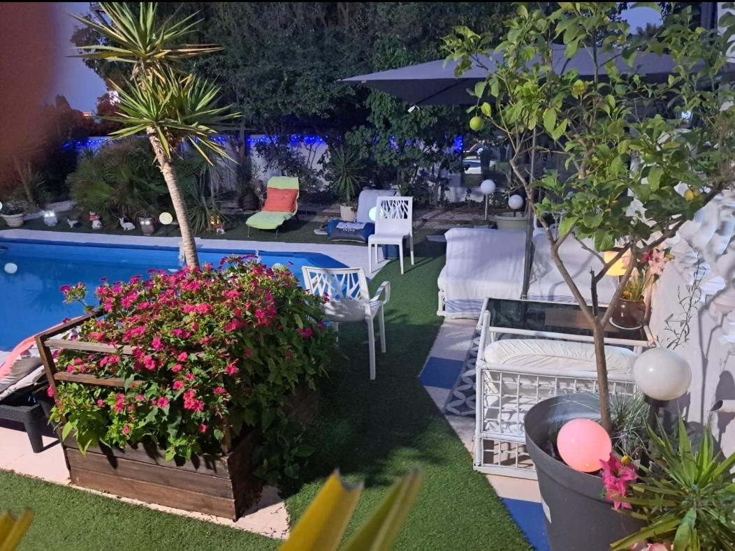 VILLA HÉLÈNE-SUITE Junior MONTPELLIER SUD-PISCINE PRIVÉ-À 2MIN DES PLAGES Pérols Exterior foto